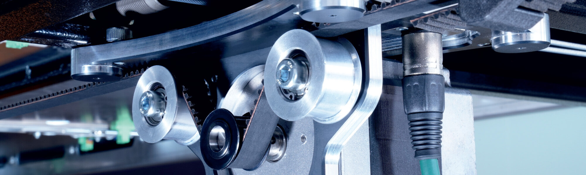 Compact pulleys with double precision bearings